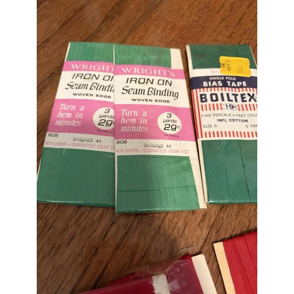 Large bundle of vintage bias tape, seam binding, quilt binding‎